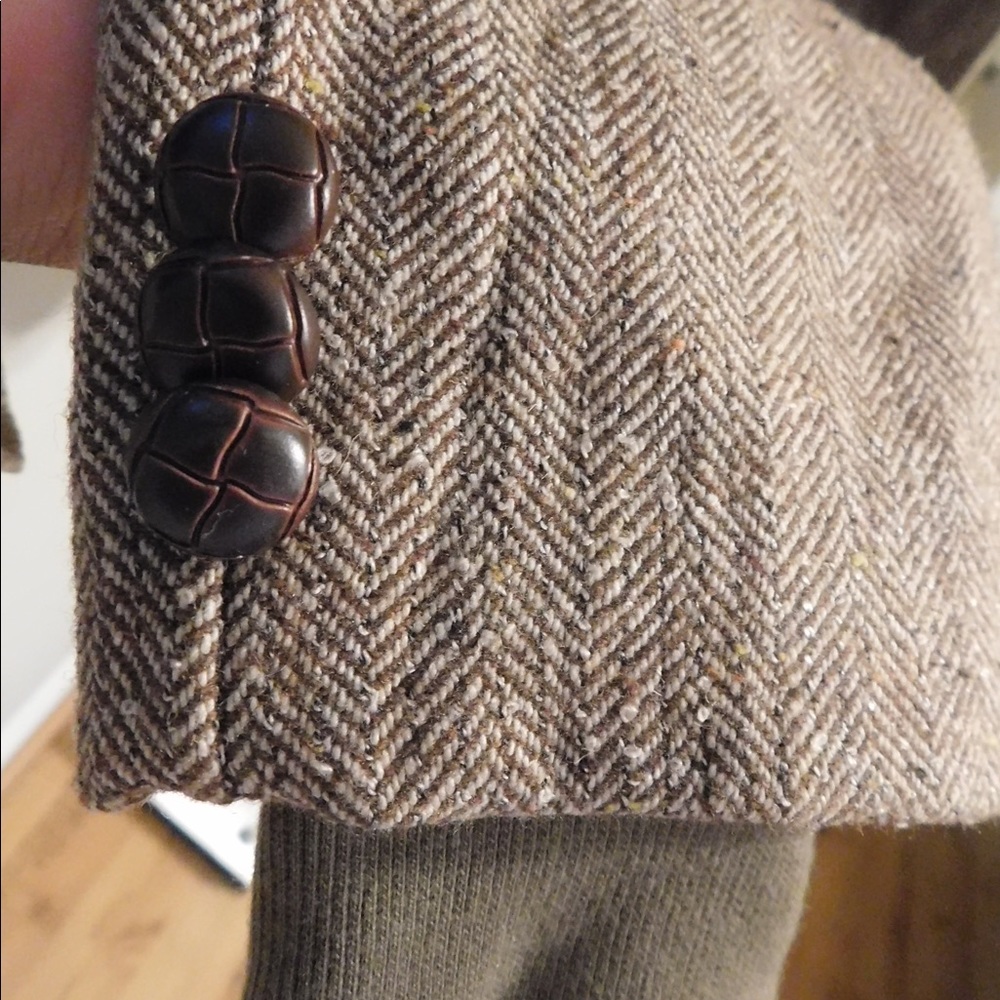 Jacket - Picture 3 of 3